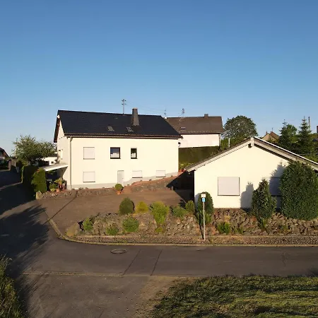 Ferienwohnung Zum Nuerburgring Munk Exterior foto