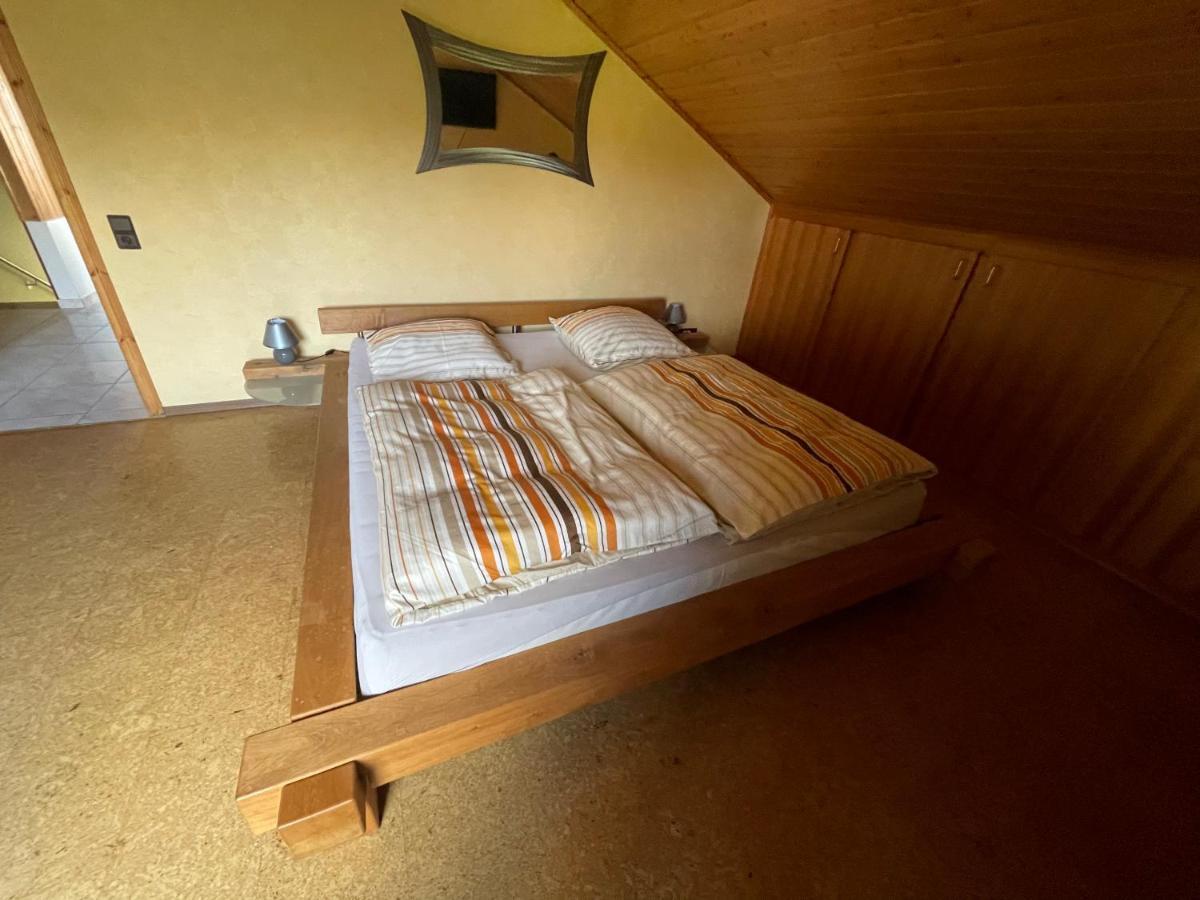 Zum Nuerburgring Apartment